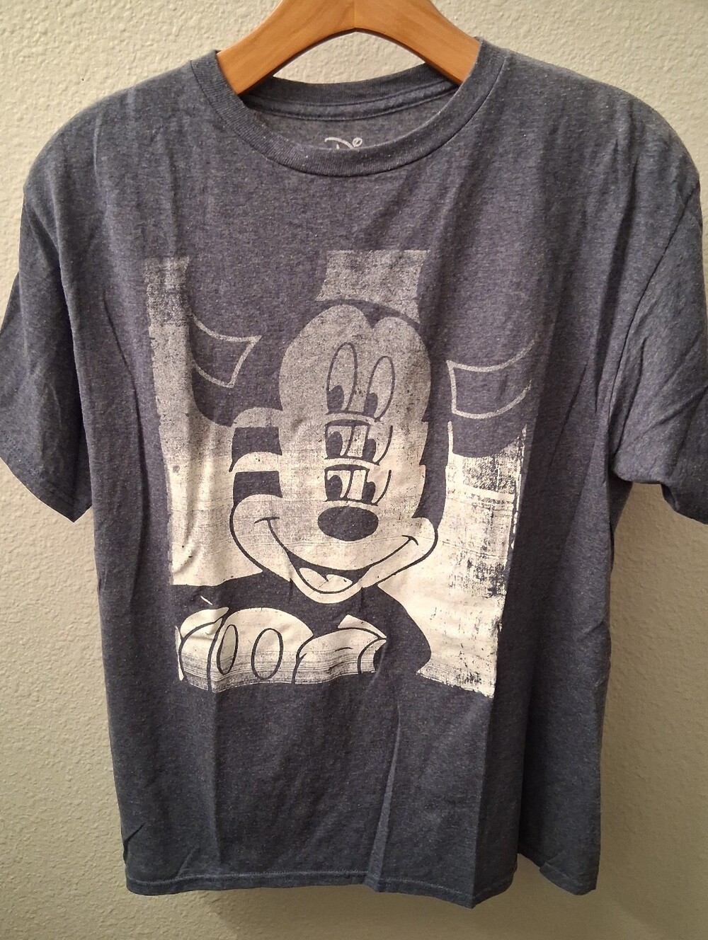 Disney Mickey T Shirt XL